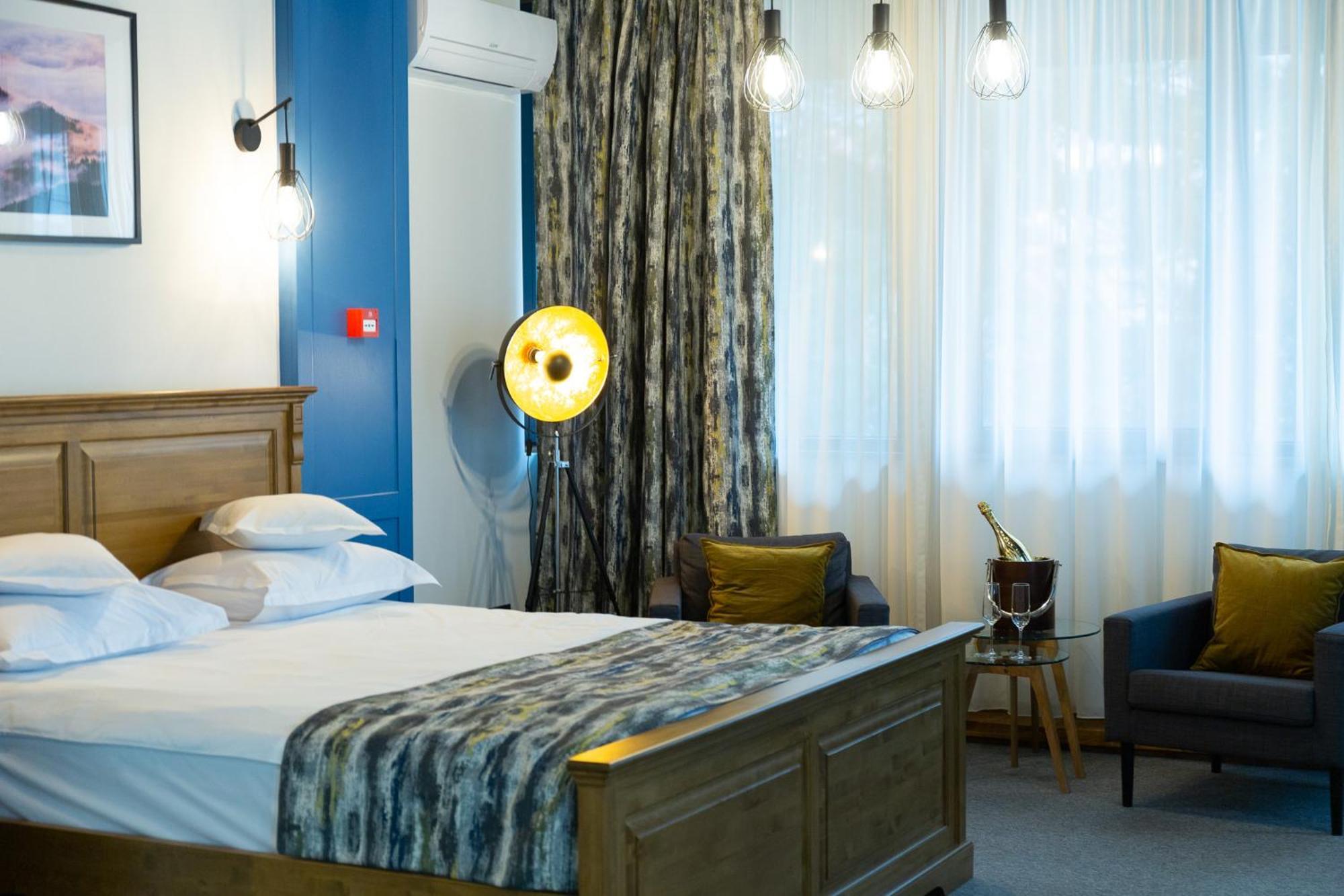 Kaban Boutique - 5star In *